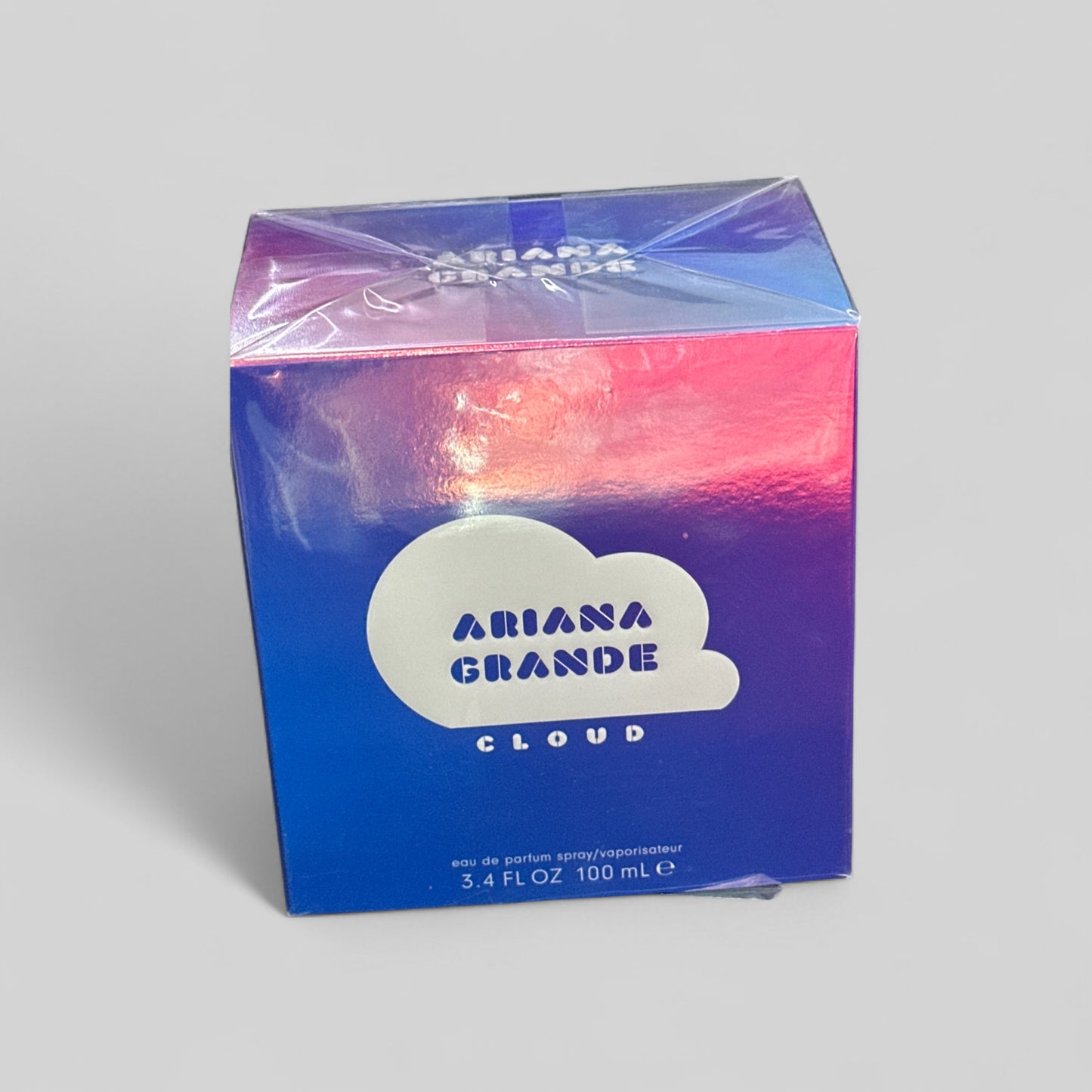 Ariana Grande Cloud W